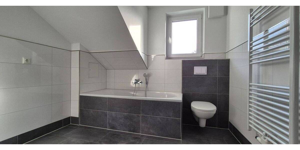 Etagenwohnung Bergen auf Rügen Bergen - 3 Zimmer, 84 m&sup2;, 925&euro; | Angebot:26694684