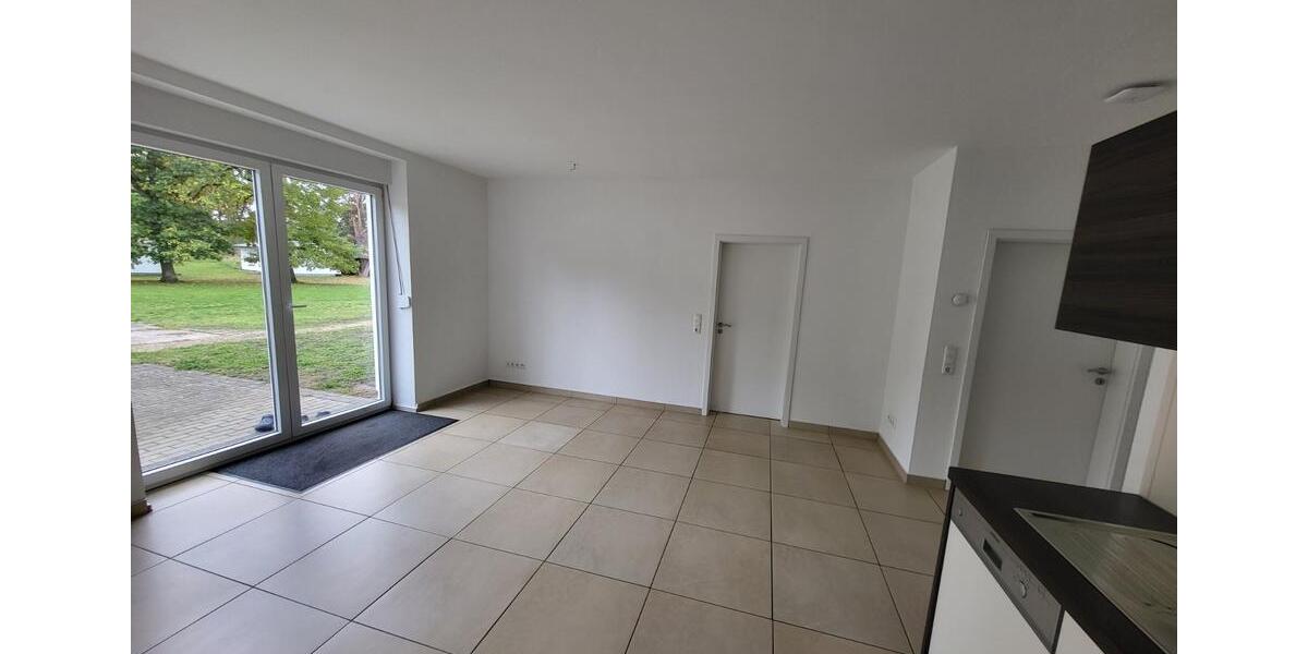 Erdgeschoßwohnung Barth - 1 Zimmer, 83 m&sup2;, 745&euro; | Angebot:25901368