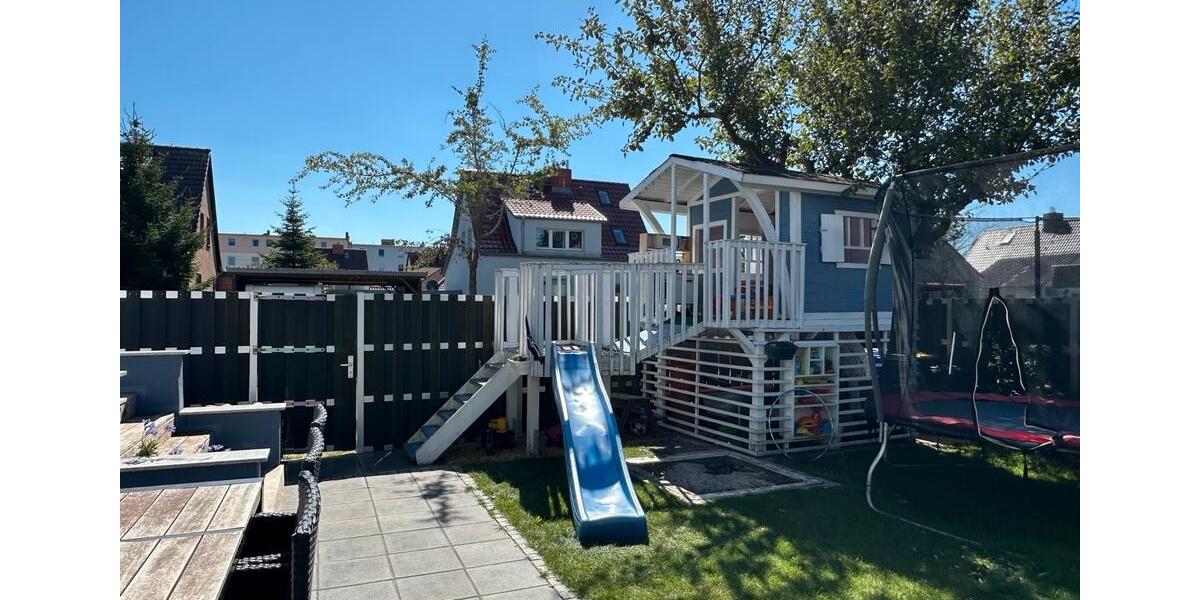 Reihenhaus Stralsund Knieper - 7 Zimmer, 186 m&sup2;, 599.000&euro; | Angebot:24705324