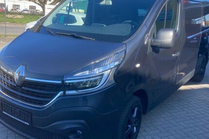 Renault Trafic 39.900 km 21.990 &euro; Bergen 18528