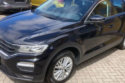 VW T-Roc 74.030 km 15.995 &euro; Bergen 18528