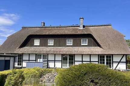 Haus Gingst - 18 Zimmer, 693 m&sup2;, 990.000&euro; | Angebot:25900011