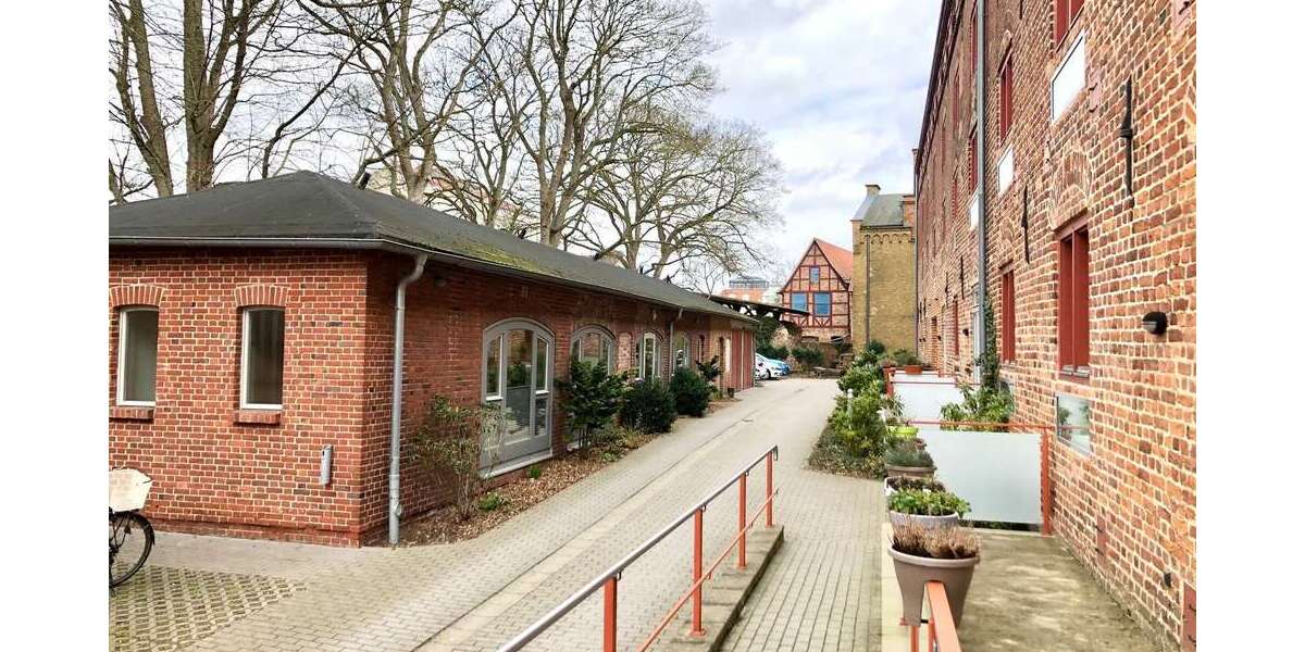 Etagenwohnung Stralsund - 2 Zimmer, 70 m&sup2;, 690&euro; | Angebot:25333528