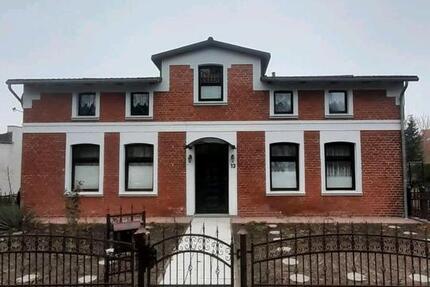 Haus Samtens - 6 Zimmer, 150 m&sup2;, 300.000&euro; | Angebot:25655672