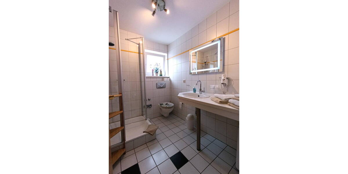 Etagenwohnung Putbus Lauterbach - 2 Zimmer, 47 m&sup2;, 219.000&euro; | Angebot:26728288