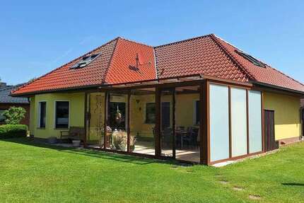 Haus Grimmen - 5 Zimmer, 162 m&sup2;, 389.000&euro; | Angebot:25962430