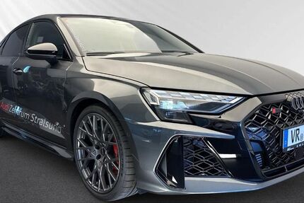 Audi RS3 6.001 km 72.120 &euro; Lüssow 18442