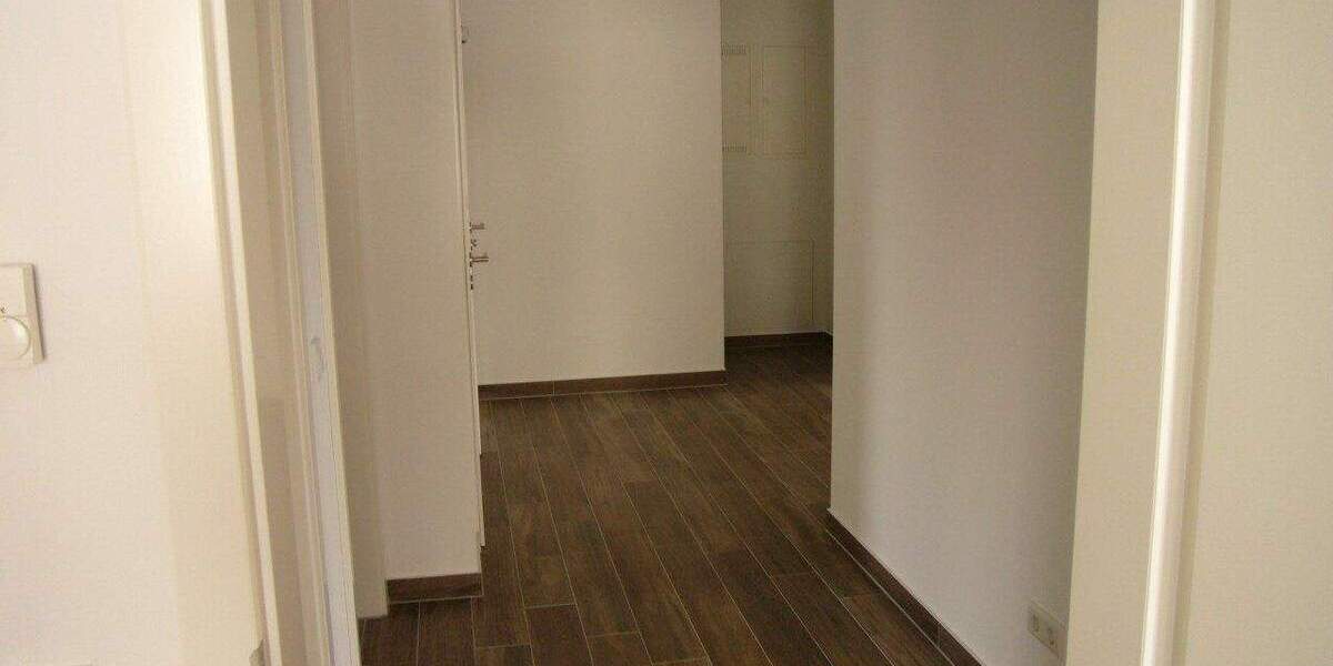 Etagenwohnung Stralsund Tribseer - 3 Zimmer, 90 m&sup2;, 1.170&euro; | Angebot:26105552
