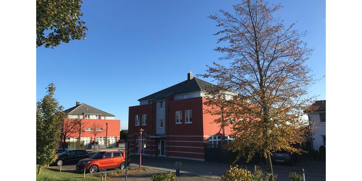 Etagenwohnung Stralsund - 3 Zimmer, 87 m&sup2;, 1.050&euro; | Angebot:25901351