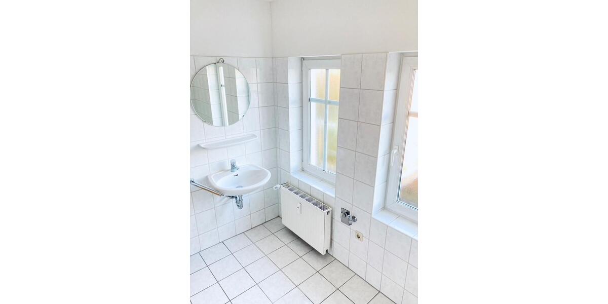 Dachgeschoßwohnung Samtens - 2 Zimmer, 39 m&sup2;, 330&euro; | Angebot:25539779