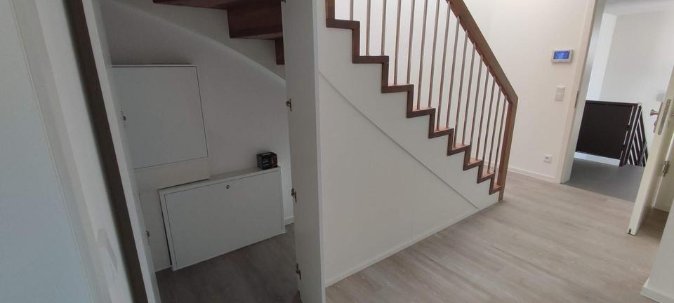 Etagenwohnung Stralsund - 3 Zimmer, 118 m&sup2;, 1.750&euro; | Angebot:26004976