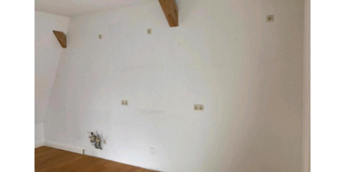 Dachgeschoßwohnung Steinhagen - 2 Zimmer, 84 m&sup2;, 960&euro; | Angebot:26527055