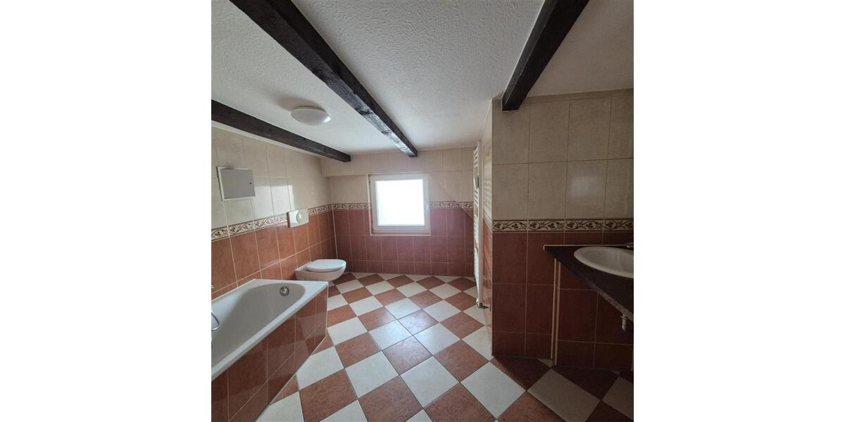 Dachgeschoßwohnung Stralsund Langendorfer Berg - 3 Zimmer, 72 m&sup2;, 695&euro; | Angebot:25870209