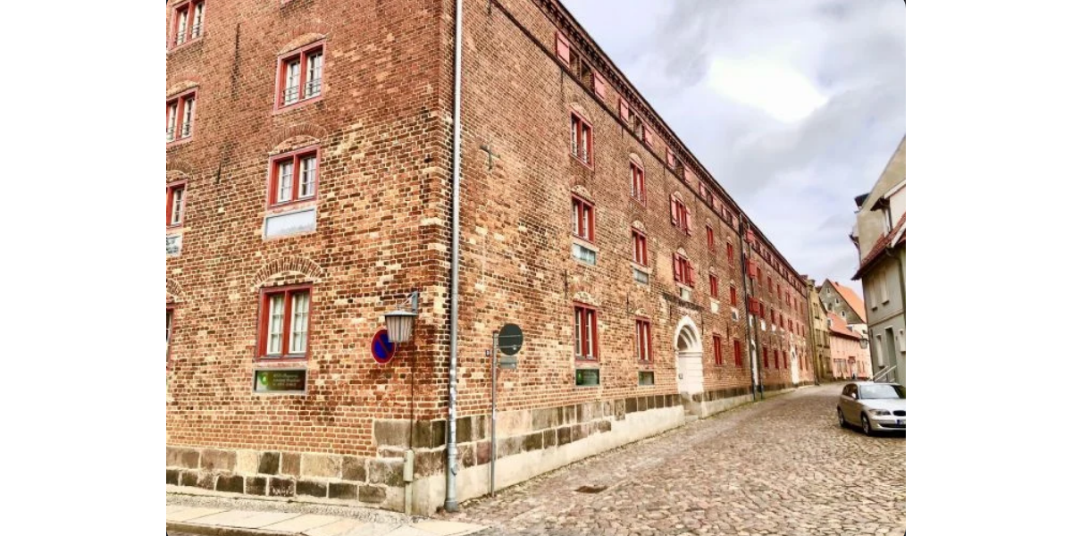 Etagenwohnung Stralsund - 2 Zimmer, 50 m&sup2;, 150.000&euro; | Angebot:23807474