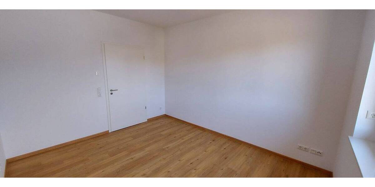 Etagenwohnung Stralsund Tribseer - 3 Zimmer, 99 m&sup2;, 1.287&euro; | Angebot:25957270