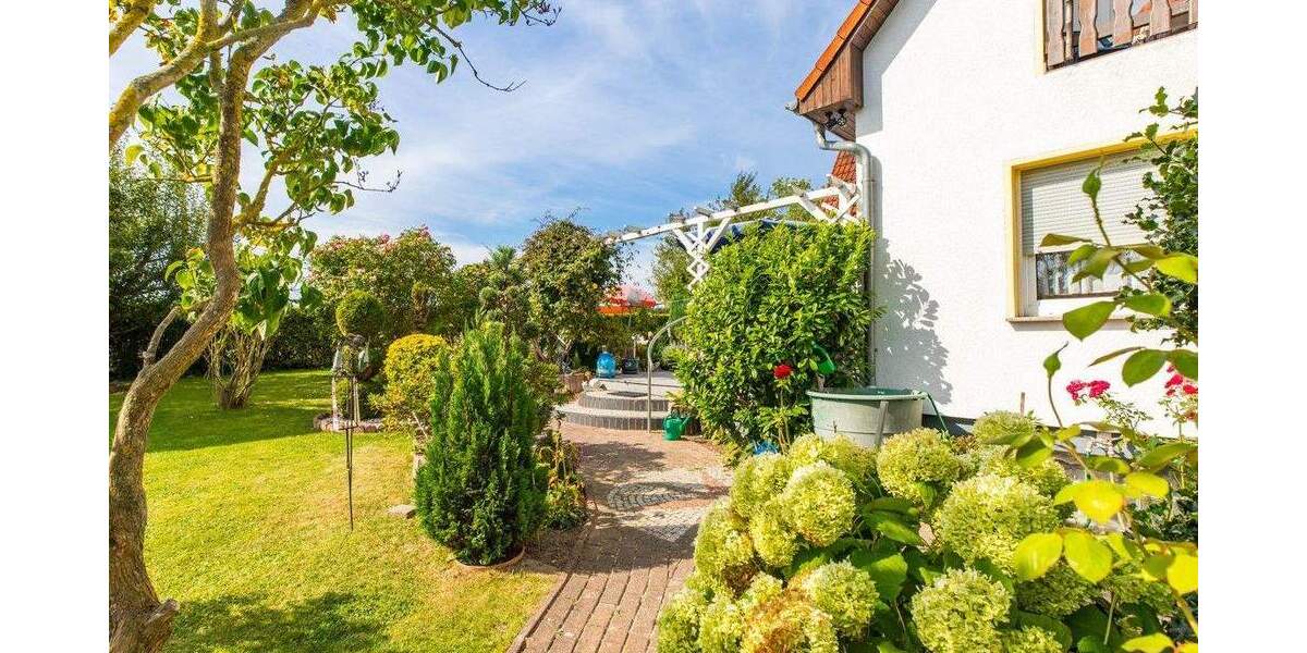 Mehrfamilienhaus, Wohnhaus Putbus / Lauterbach Lauterbach - 9 Zimmer, 238 m&sup2;, 498.000&euro; | Angebot:25683466