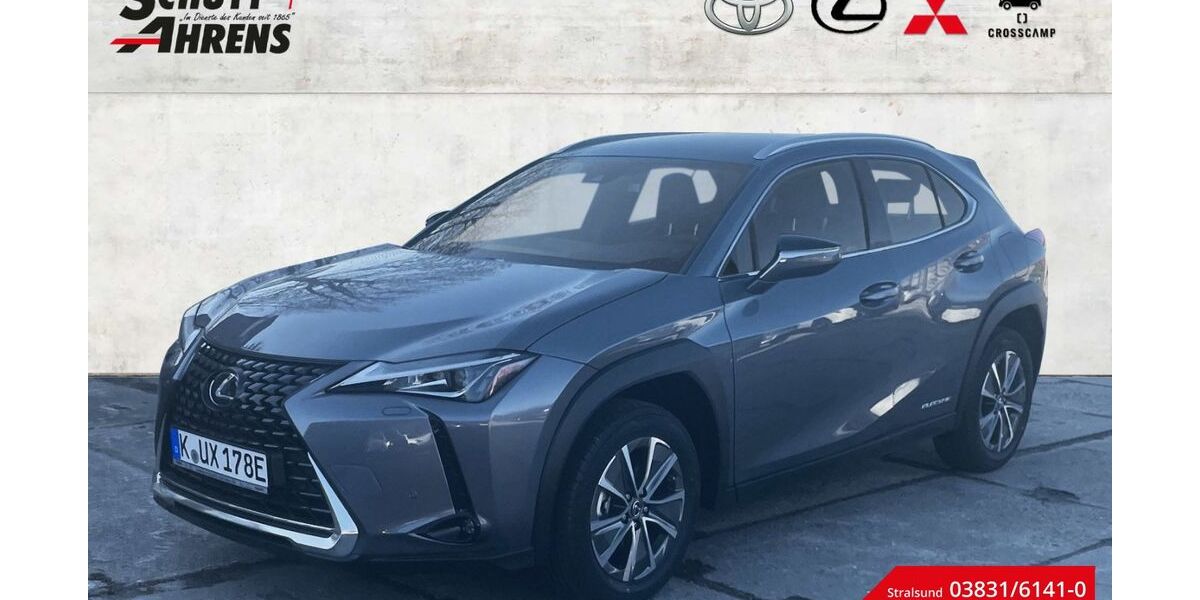 Lexus UX 8.000 km 26.580 &euro; Stralsund 18437