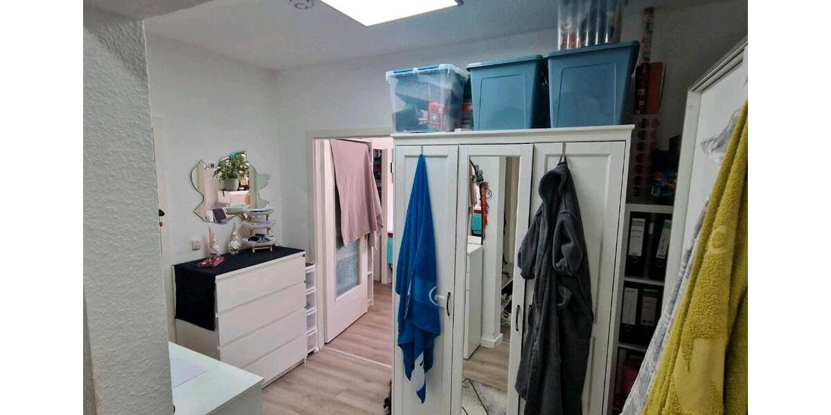 Etagenwohnung Stralsund Langendorfer Berg - 3 Zimmer, 66 m&sup2;, 518&euro; | Angebot:26326834