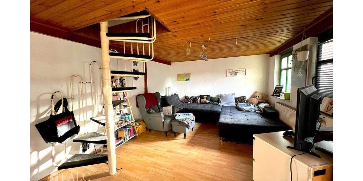 Mehrfamilienhaus, Wohnhaus Patzig - 6 Zimmer, 110 m&sup2;, 200.000&euro; | Angebot:25668632