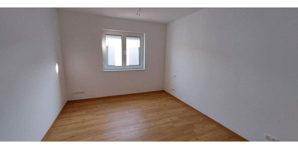 Terrassenwohnung Stralsund Tribseer - 3 Zimmer, 100 m&sup2;, 1.350&euro; | Angebot:26694681