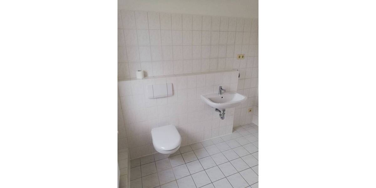 Etagenwohnung Stralsund Grünthal-Viermorgen - 3 Zimmer, 80 m&sup2;, 740&euro; | Angebot:26826061