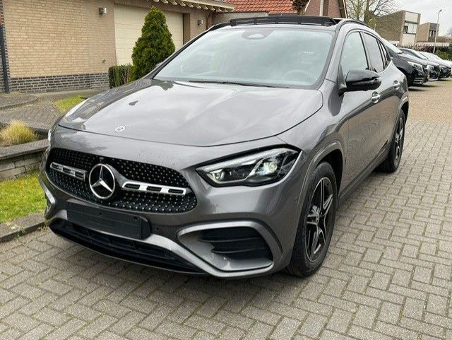 Mercedes-Benz GLA 180 3.677 km 34.600 &euro; Bergen op Zoom 4625A