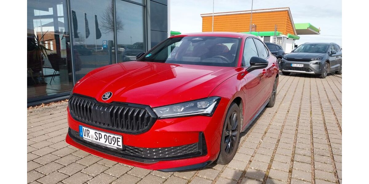 Skoda Superb 15.000 km 48.450 &euro; Barth 18356