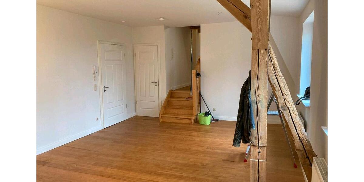 Dachgeschoßwohnung Steinhagen - 2 Zimmer, 84 m&sup2;, 960&euro; | Angebot:26527055