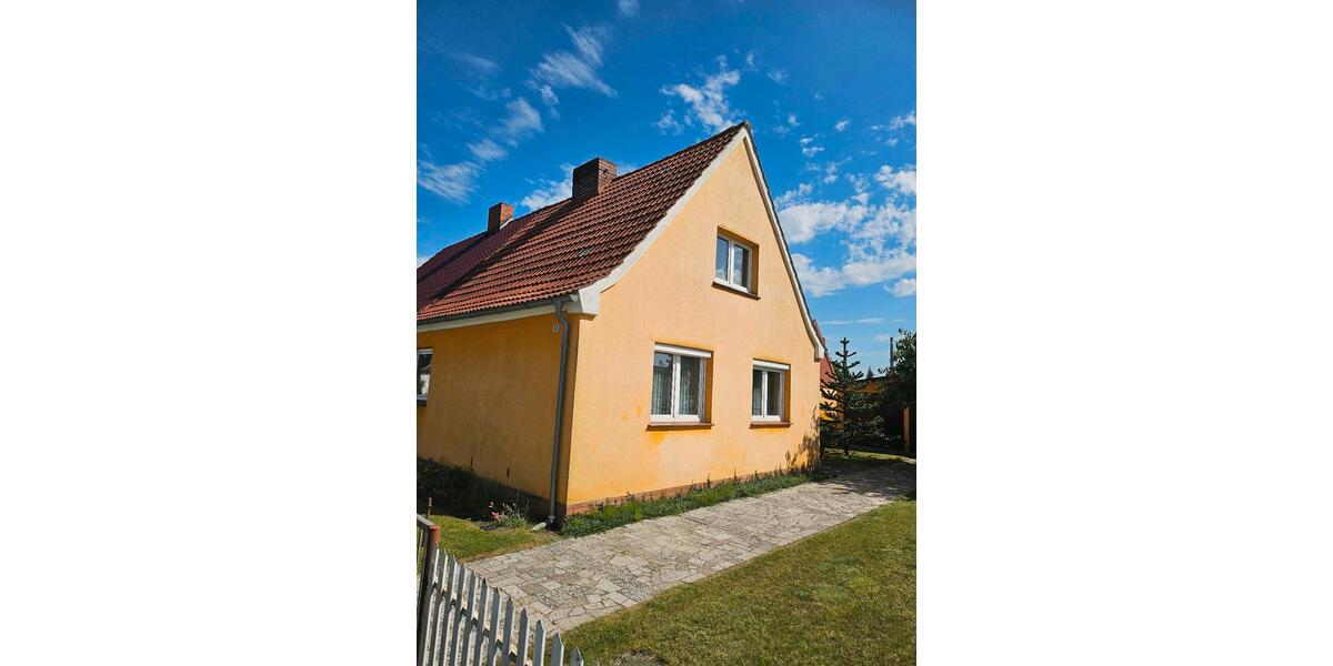 Doppelhaushälfte Barth - 4 Zimmer, 66 m&sup2;, 130.000&euro; | Angebot:22047668