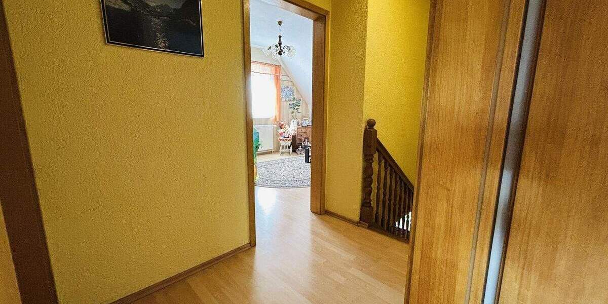 Mehrfamilienhaus, Wohnhaus Grimmen Jessin - 8 Zimmer, 209 m&sup2;, 349.000&euro; | Angebot:25835206