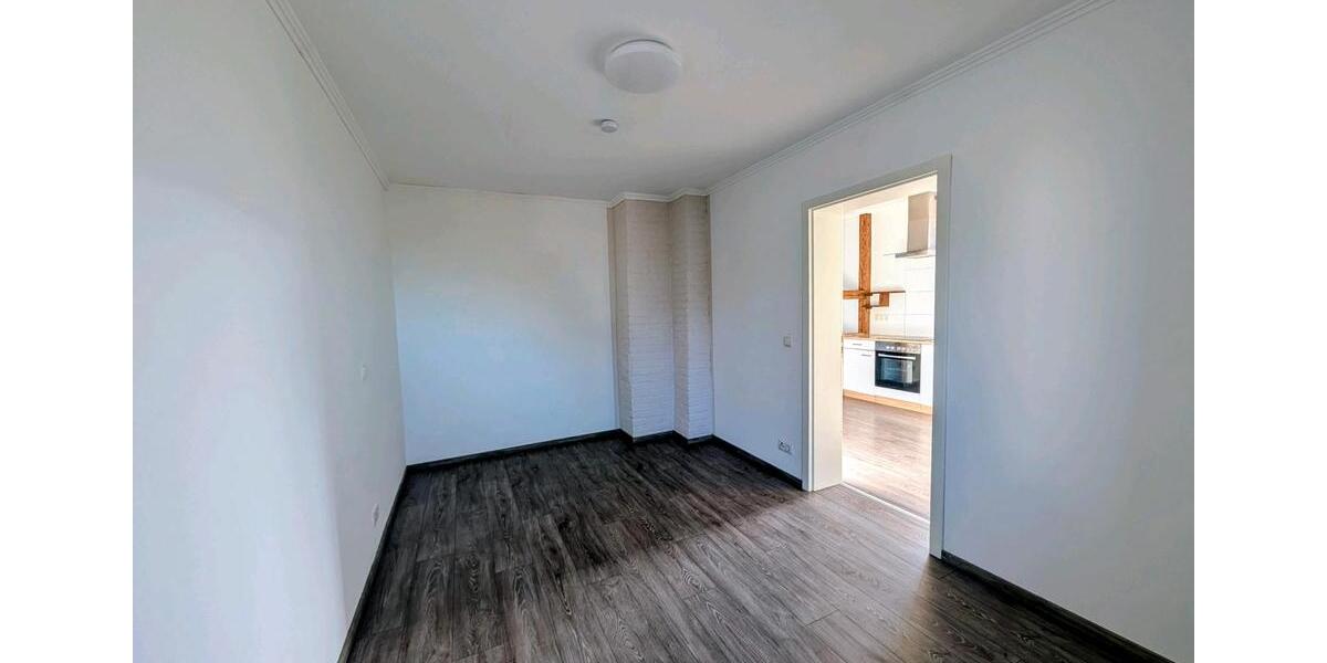 Erdgeschoßwohnung Samtens - 2 Zimmer, 50 m&sup2;, 400&euro; | Angebot:25991267