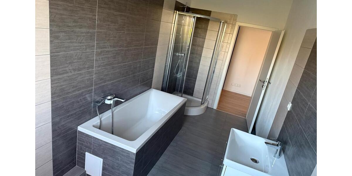 Etagenwohnung Neuenkirchen - 4 Zimmer, 120 m&sup2;, 1.200&euro; | Angebot:26521284