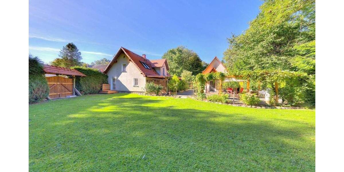 Mehrfamilienhaus, Wohnhaus Schaprode Poggenhof - 8 Zimmer, 178 m&sup2;, 475.000&euro; | Angebot:25708596