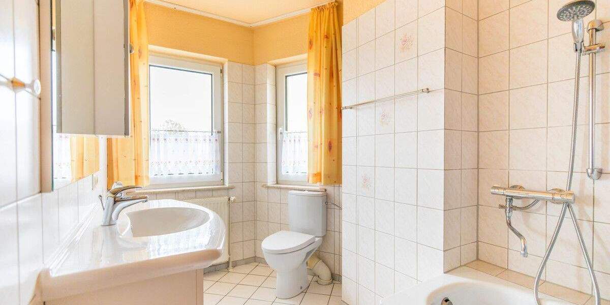 Mehrfamilienhaus, Wohnhaus Putbus / Lauterbach Lauterbach - 9 Zimmer, 238 m&sup2;, 498.000&euro; | Angebot:25683466