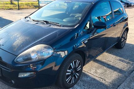 Fiat Punto 140.000 km 2.900 &euro; Stralsund 18437
