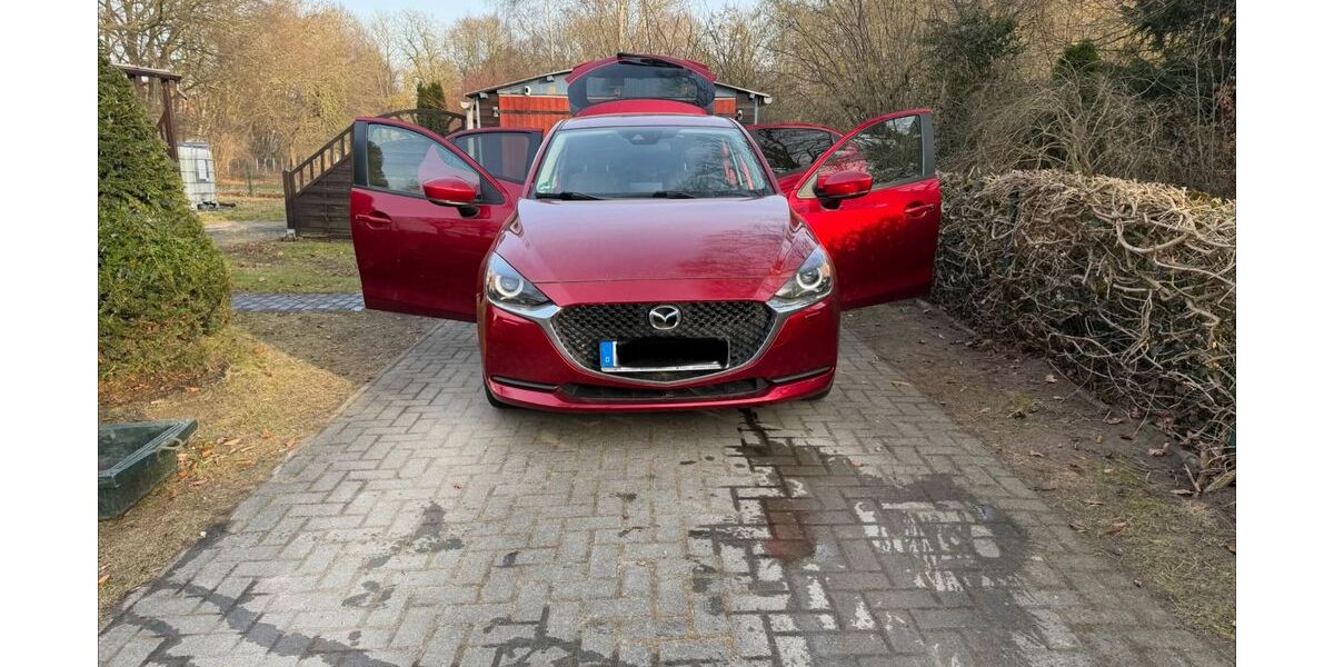 Mazda 2 Hybrid 21.000 km 14.490 &euro; Löbnitz 18314