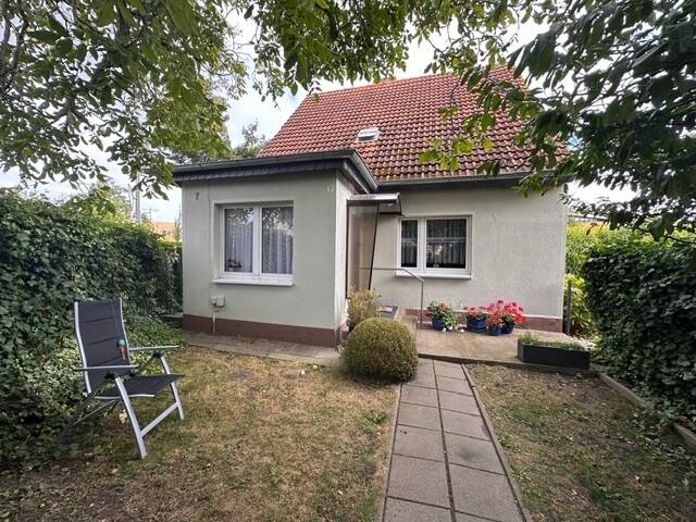 Einfamilienhaus Stralsund Grünthal-Viermorgen - 3 Zimmer, 100 m&sup2;, 185.000&euro; | Angebot:25771777