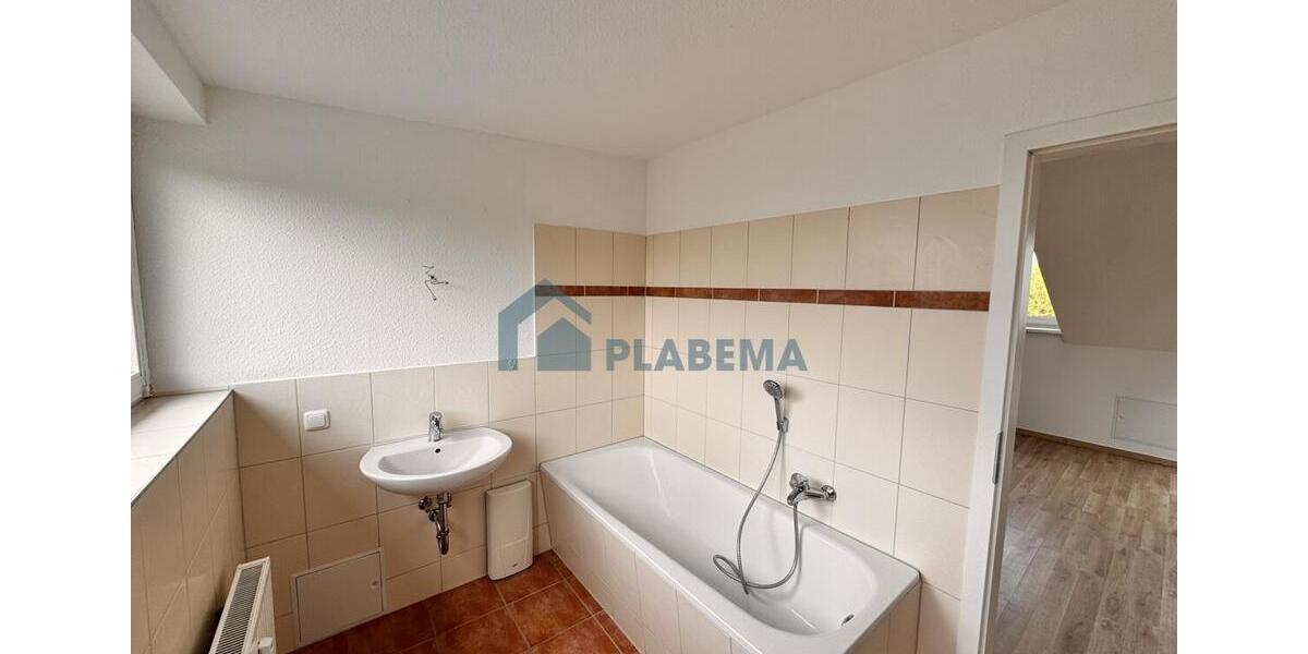 Dachgeschoßwohnung Stralsund Langendorfer Berg - 2 Zimmer, 70 m&sup2;, 875&euro; | Angebot:26645276