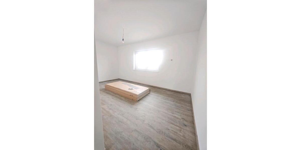 Etagenwohnung Stralsund Langendorfer Berg - 3 Zimmer, 86 m&sup2;, 1.492&euro; | Angebot:25982562