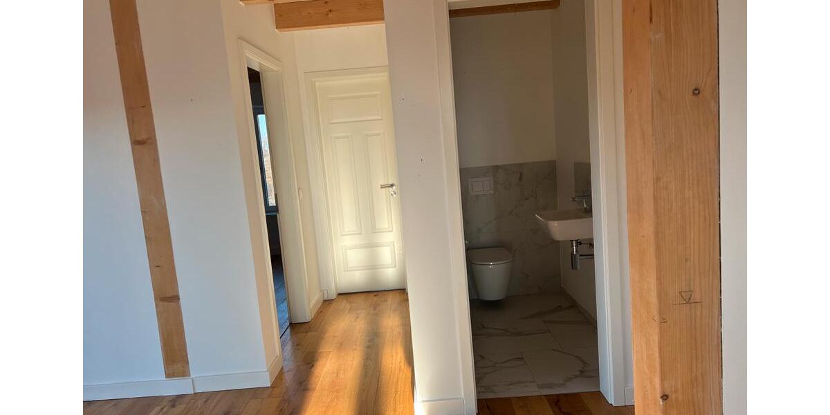 Dachgeschoßwohnung Putbus - 3 Zimmer, 104 m&sup2;, 1.250&euro; | Angebot:23246235