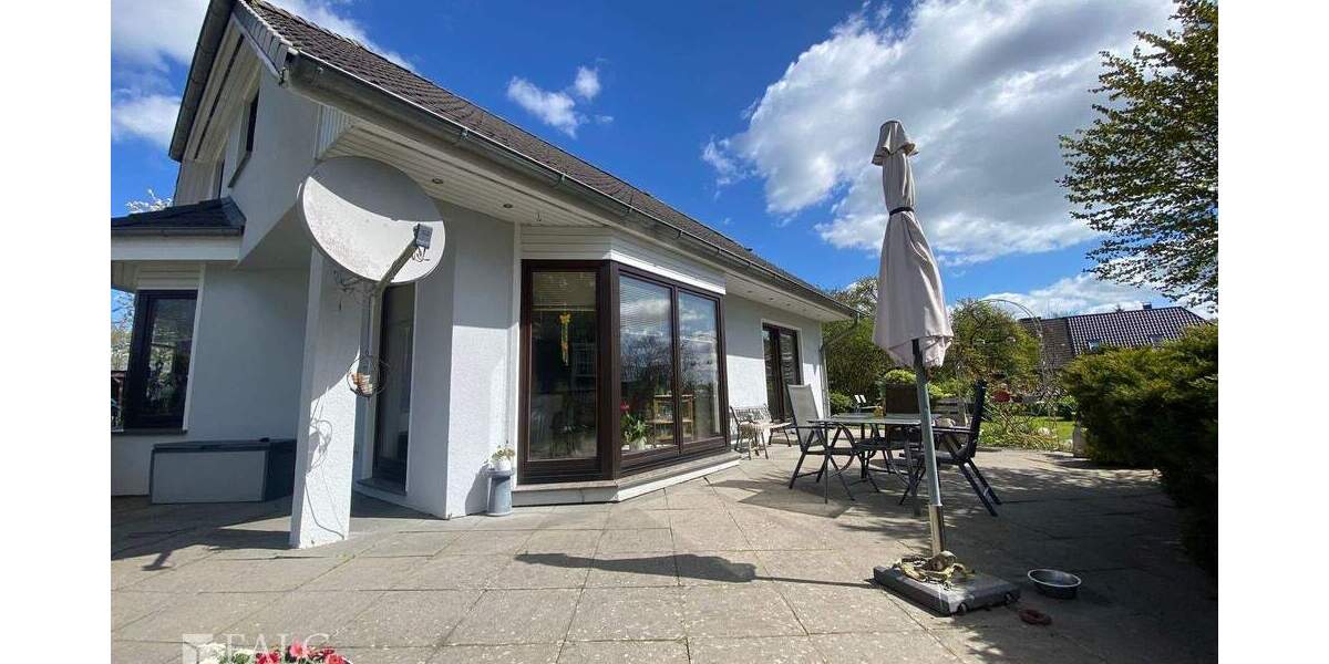 Einfamilienhaus Splietsdorf - 7 Zimmer, 220 m&sup2;, 330.000&euro; | Angebot:25668637