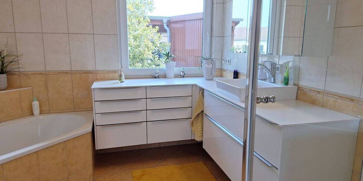 Bungalow Grimmen - 5 Zimmer, 162 m&sup2;, 389.000&euro; | Angebot:25937580