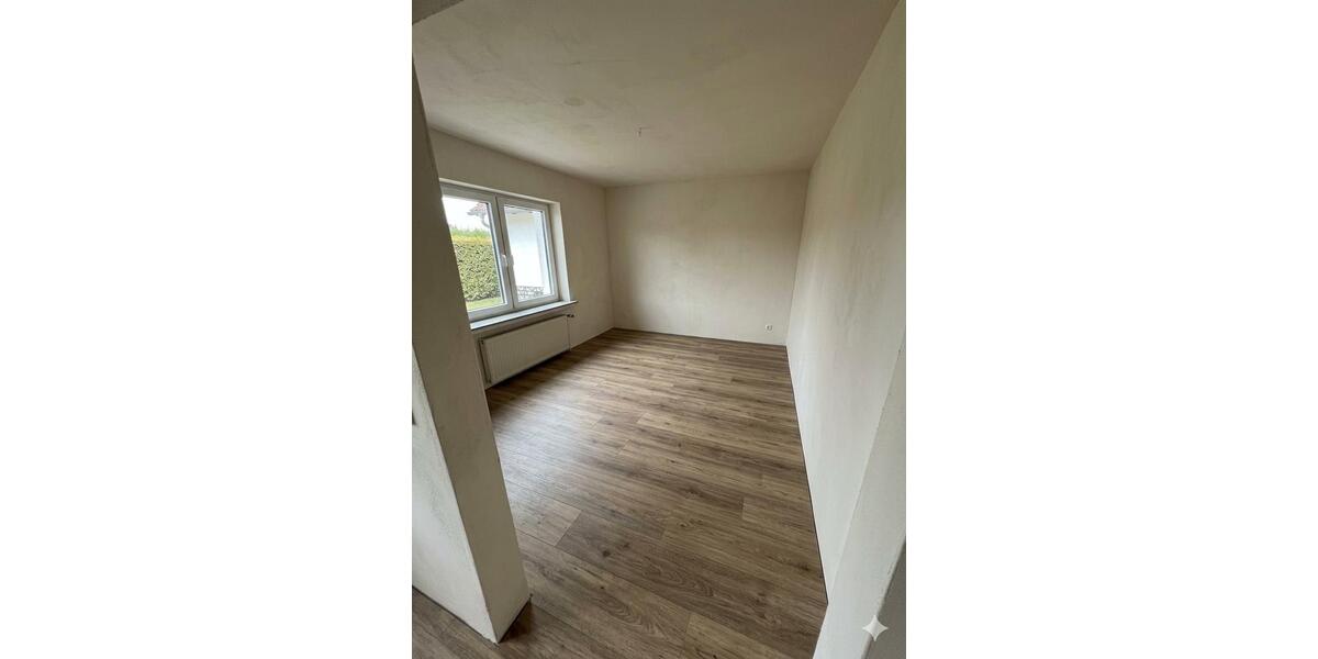 Erdgeschoßwohnung Löbnitz - 3 Zimmer, 80 m&sup2;, 1.080&euro; | Angebot:25760744