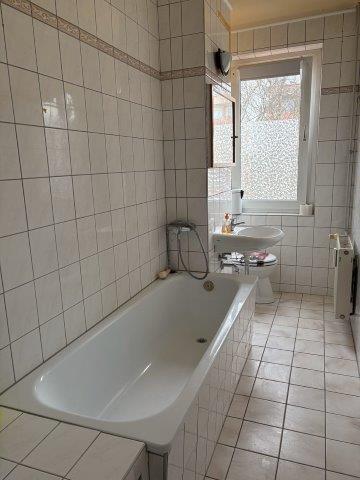 Etagenwohnung Stralsund Knieper - 4 Zimmer, 72 m&sup2;, 607&euro; | Angebot:26045384