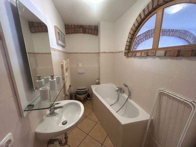 Etagenwohnung Stralsund Altstadt - 3 Zimmer, 85 m&sup2;, 1.063&euro; | Angebot:25897910