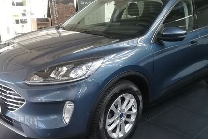 Ford Kuga 36.500 km 17.290 &euro; Langendorf / Stralsund 18442