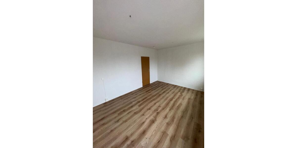 Etagenwohnung Stralsund Knieper - 4 Zimmer, 88 m&sup2;, 665&euro; | Angebot:25235678