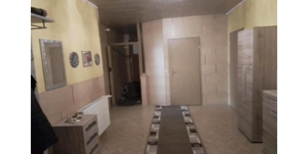 Doppelhaushälfte Neuenkirchen - 7 Zimmer, 277 m&sup2;, 430.000&euro; | Angebot:26587999