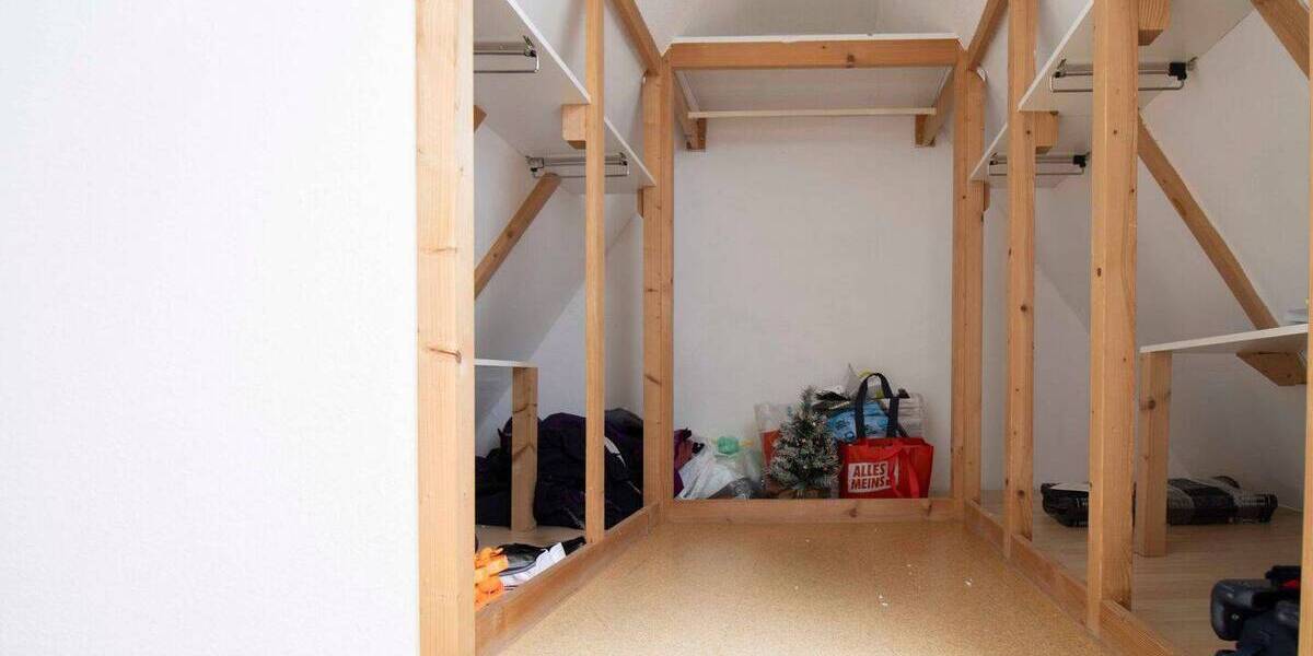 Einfamilienhaus Bergen auf Rügen Bergen - 5 Zimmer, 118 m&sup2;, 220.000&euro; | Angebot:26142806