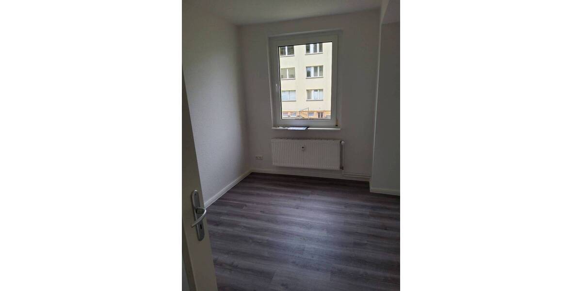 Etagenwohnung Poseritz - 2 Zimmer, 46 m&sup2;, 300&euro; | Angebot:26557730